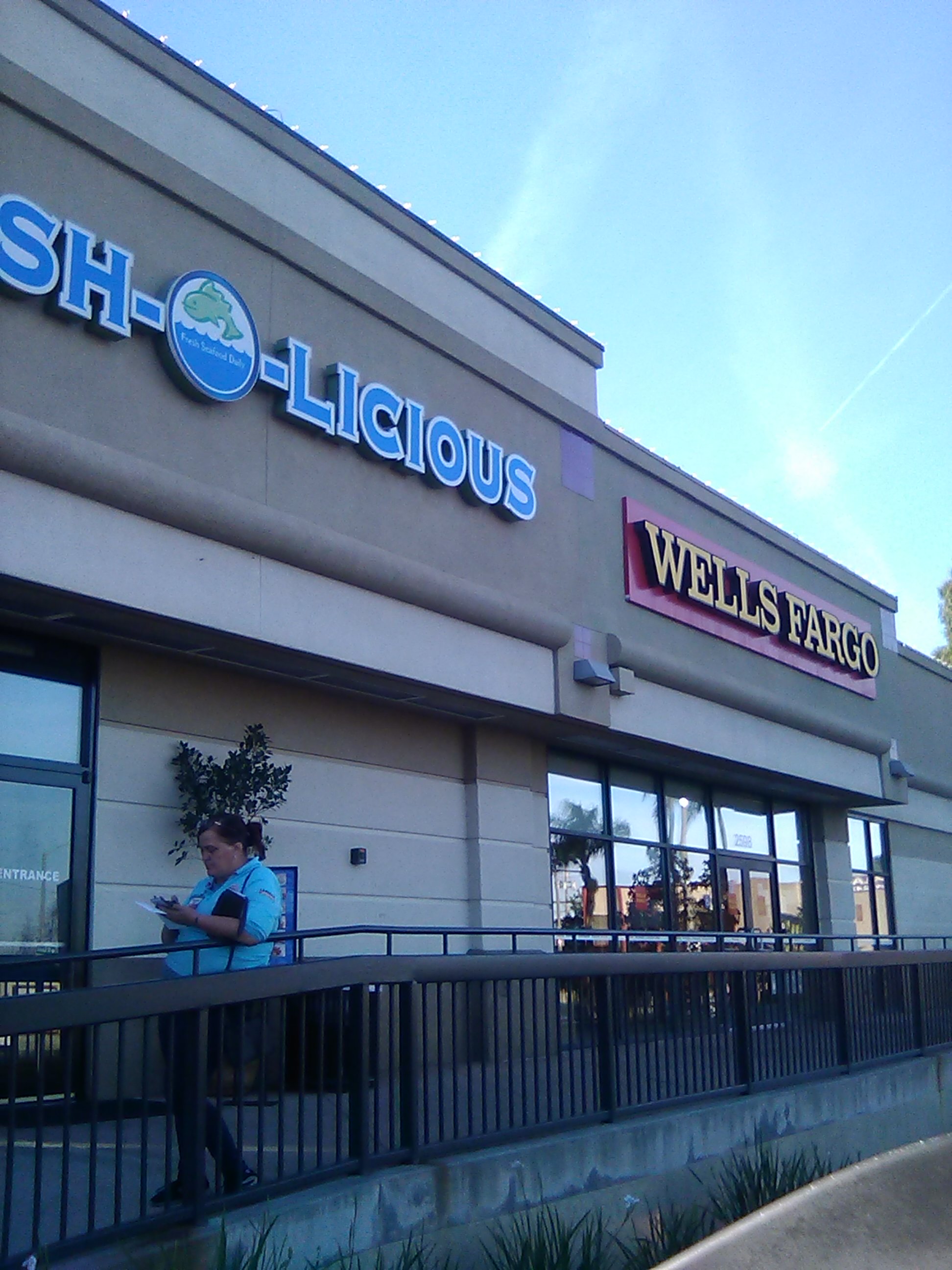 Wells Fargo Bank 01