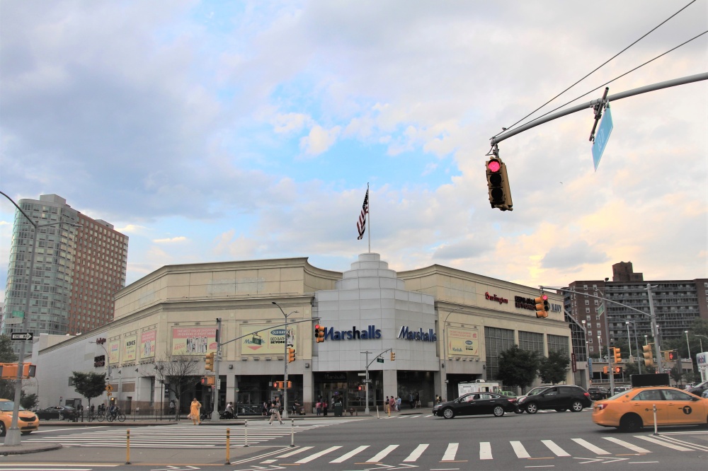Rego Park Realty 01