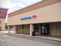 Bank of America (with Drive-thru ATM) 01