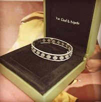Diamond Jewelry & Loan 03