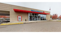 Bank of America (with Drive-thru ATM) 01