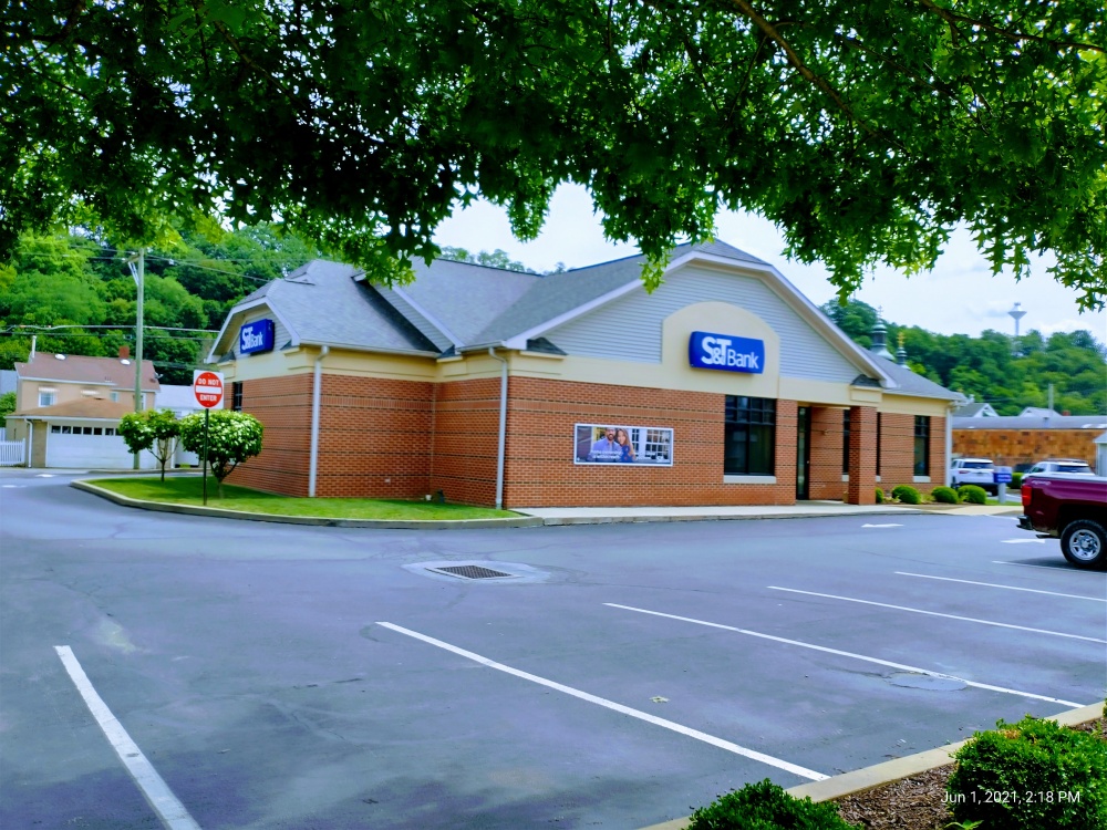 S&T Bank 01