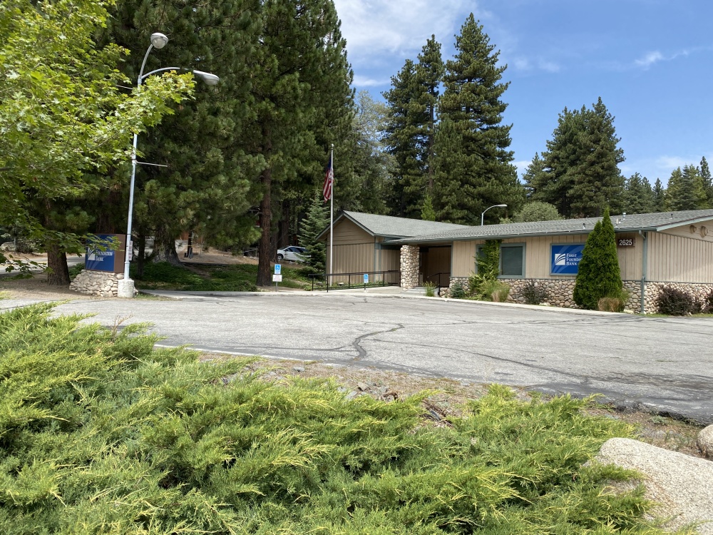 First Foundation Bank 01