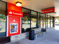 Santander Bank Branch 02