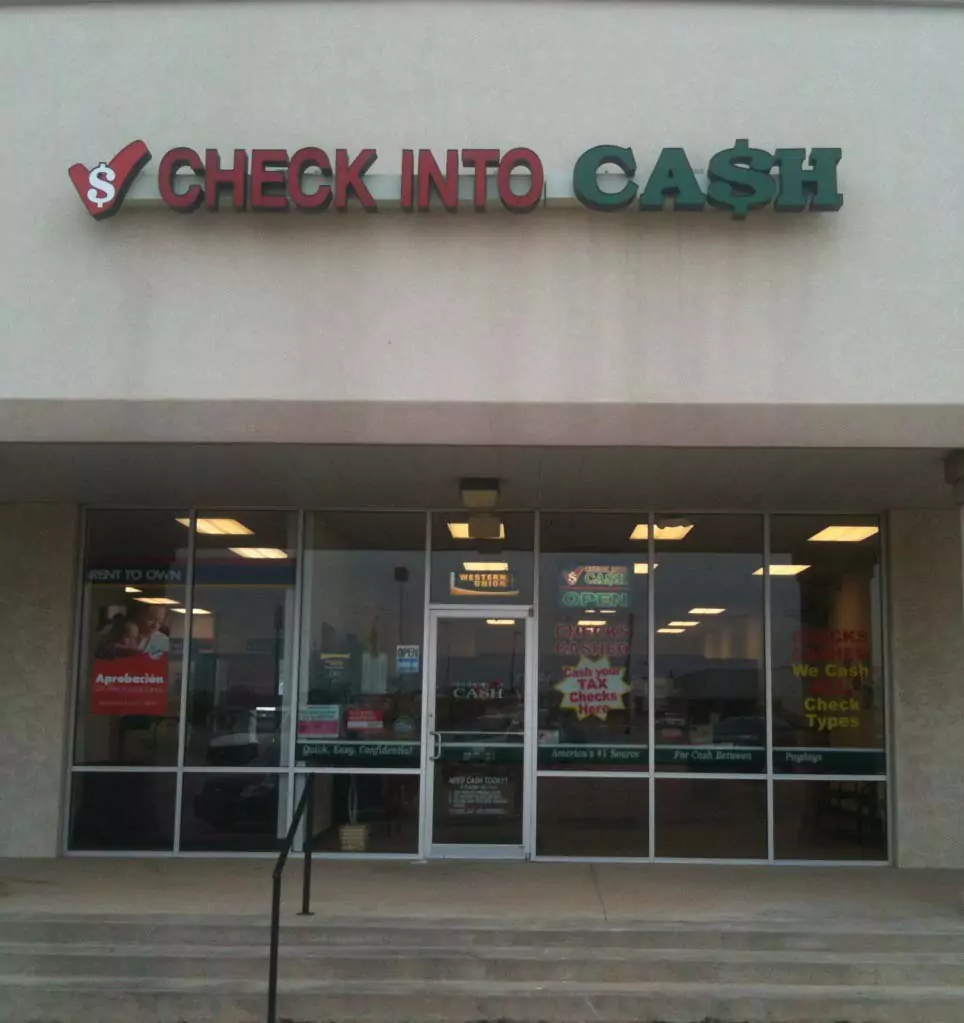 Check Into Cash 01