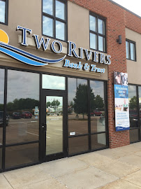 Two Rivers Bank & Trust 02