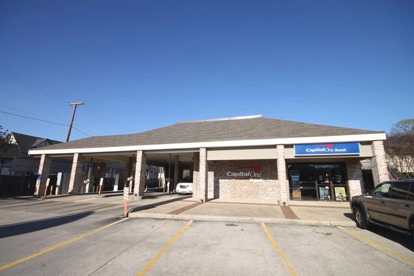 Capital One Bank 01