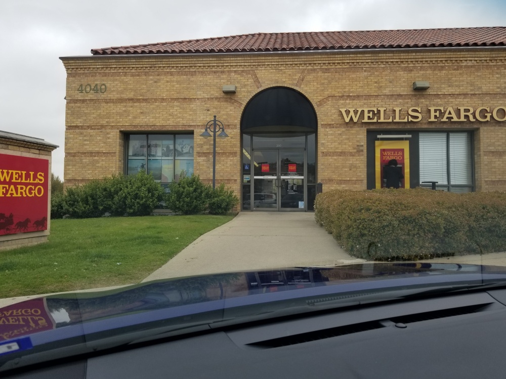 Wells Fargo Bank 01
