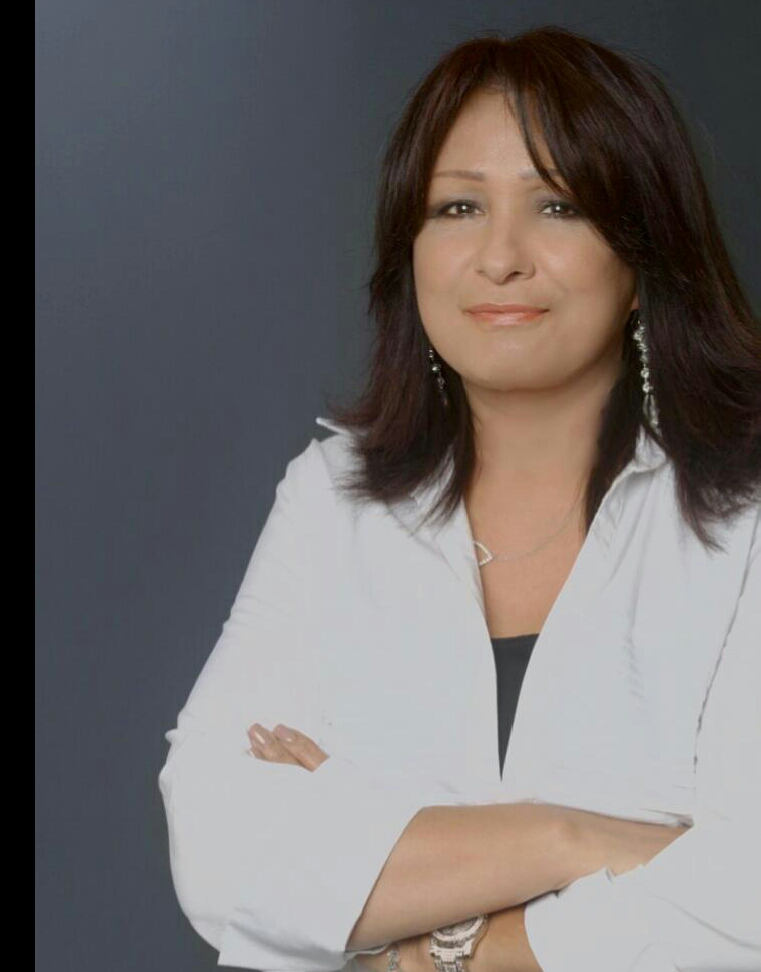 Dahlia Duran at First Centennial Mortgage 01