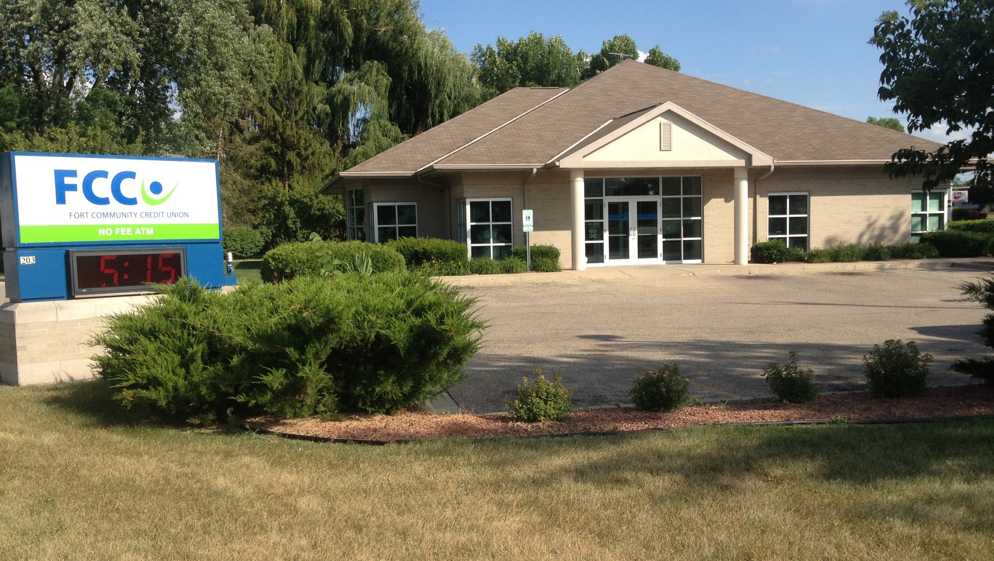 Fort Community Credit Union 01