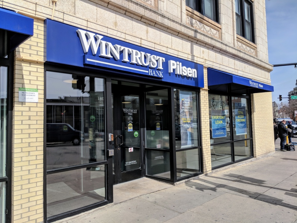 Wintrust Bank 01