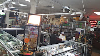 Capital Pawn Gold & Jewelry Buyers 03