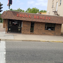 Edina Realty 01