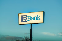 R Bank 03