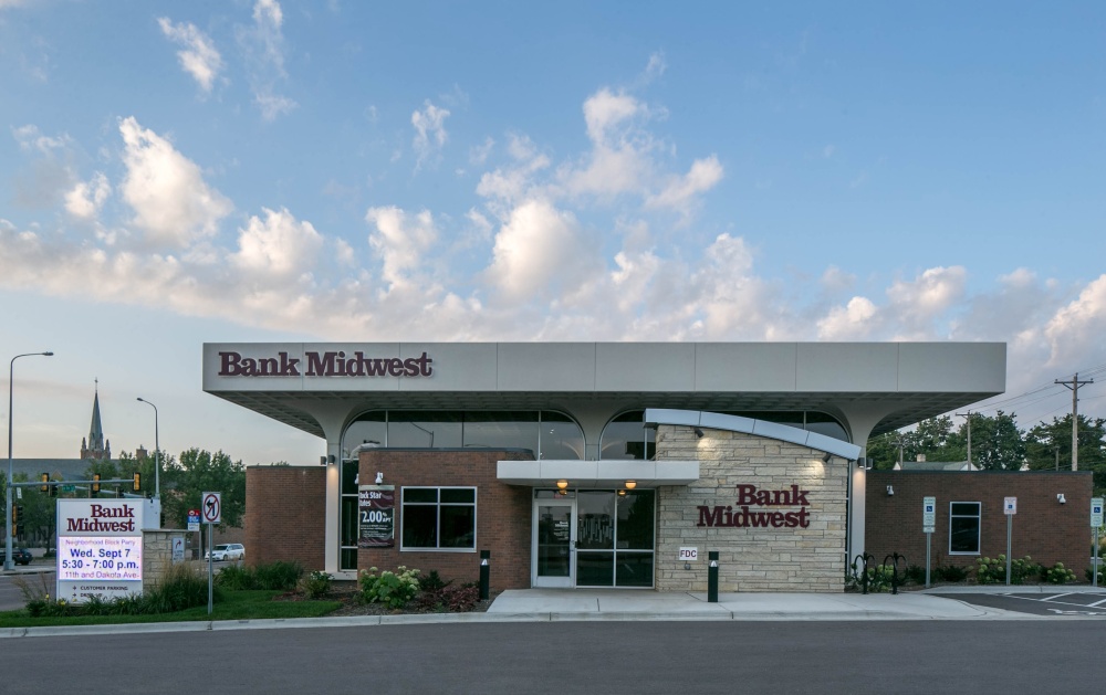 Bank Midwest 01