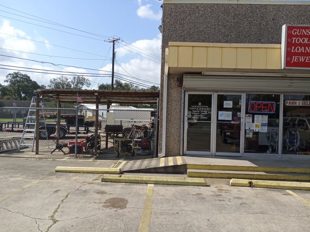 Sam Houston Pawn and Jewelry 01