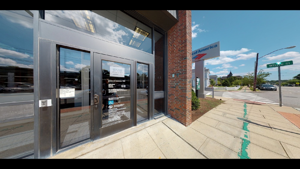 Bank of America (with Drive-thru ATM) 01