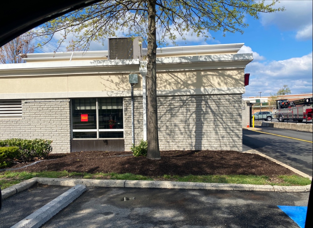Wells Fargo Bank 01