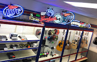 Pawn Central 02