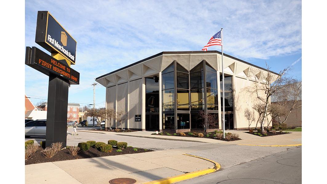 First Merchants Bank 01