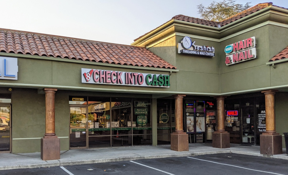 Check Into Cash 01