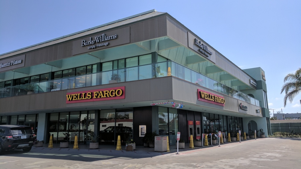 Wells Fargo Bank 01