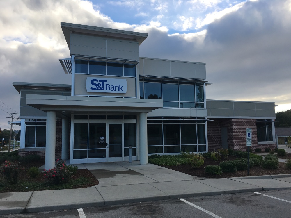 S&T Bank 01