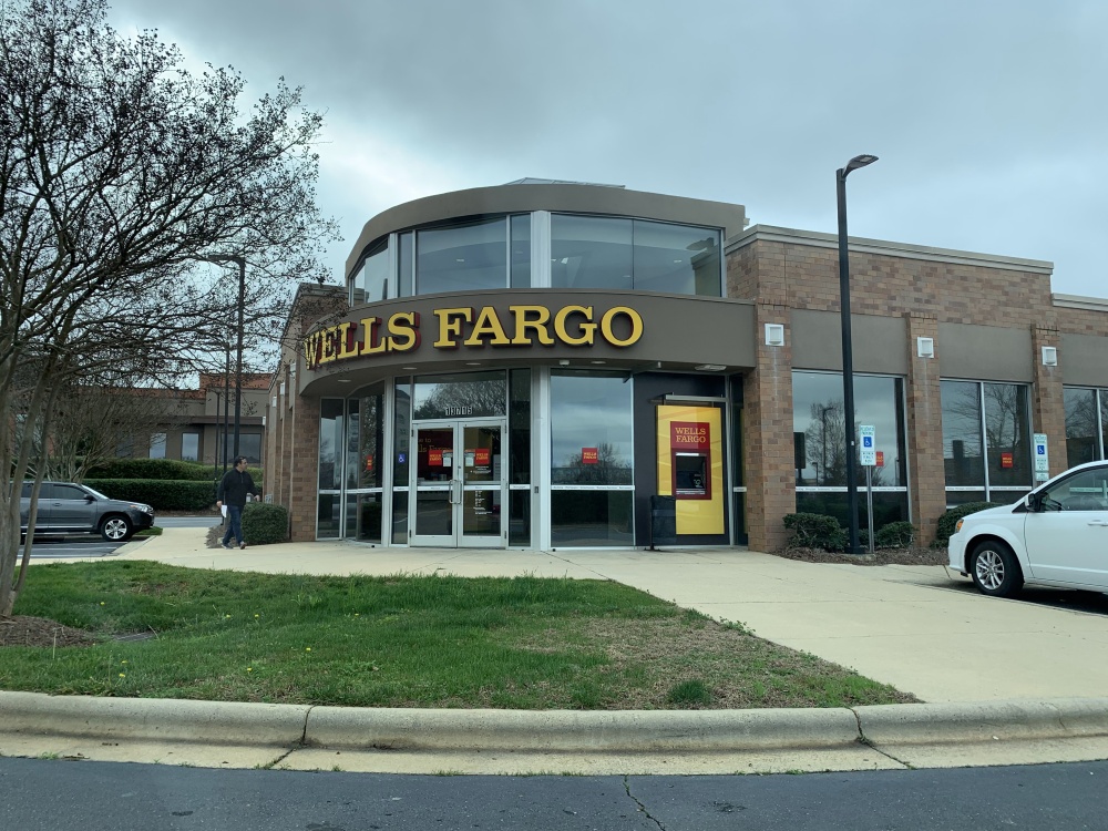 Wells Fargo Bank 01