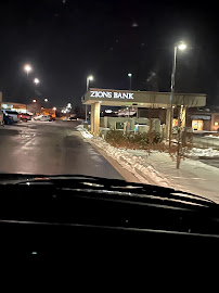 Zions Bank Logan/Pioneer 04