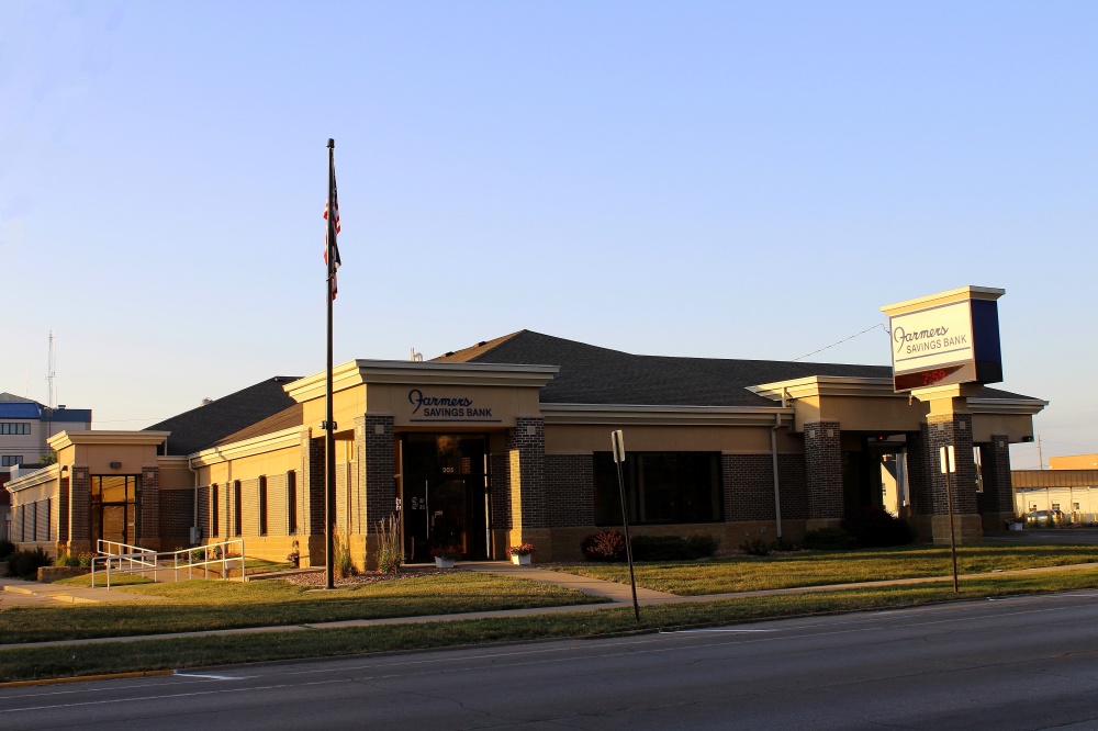 Farmers Savings Bank 01