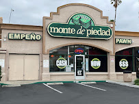 Monte de Piedad® Pawn Shop 01