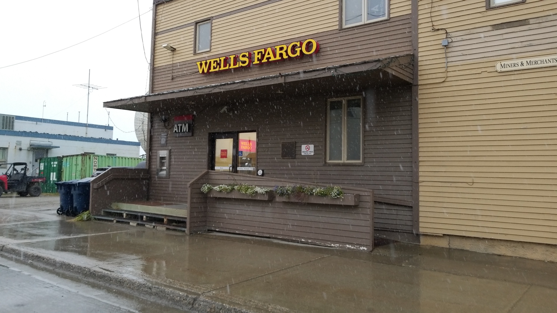 Wells Fargo Bank 01