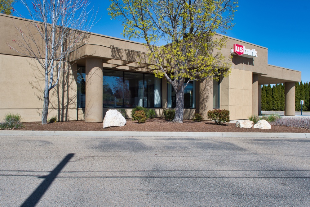 U.S. Bank Branch 01
