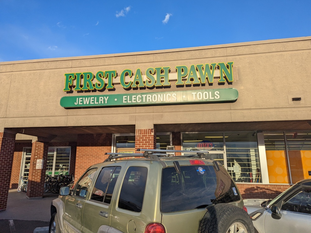First Cash Pawn 01