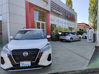 Lee Johnson Nissan of Kirkland 04