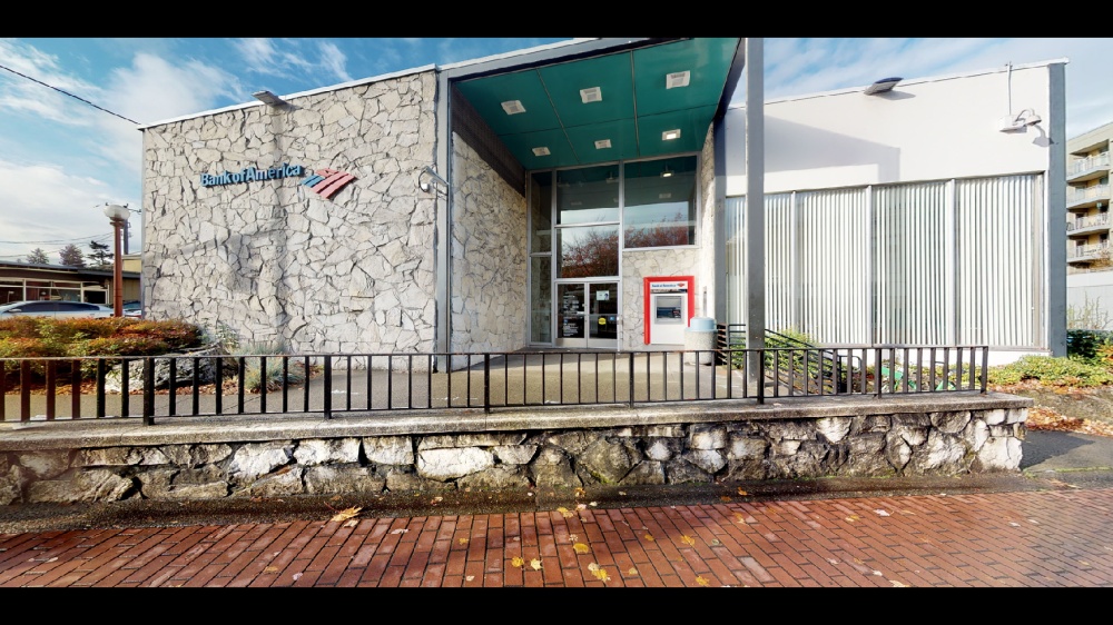 Bank of America (with Drive-thru ATM) 01