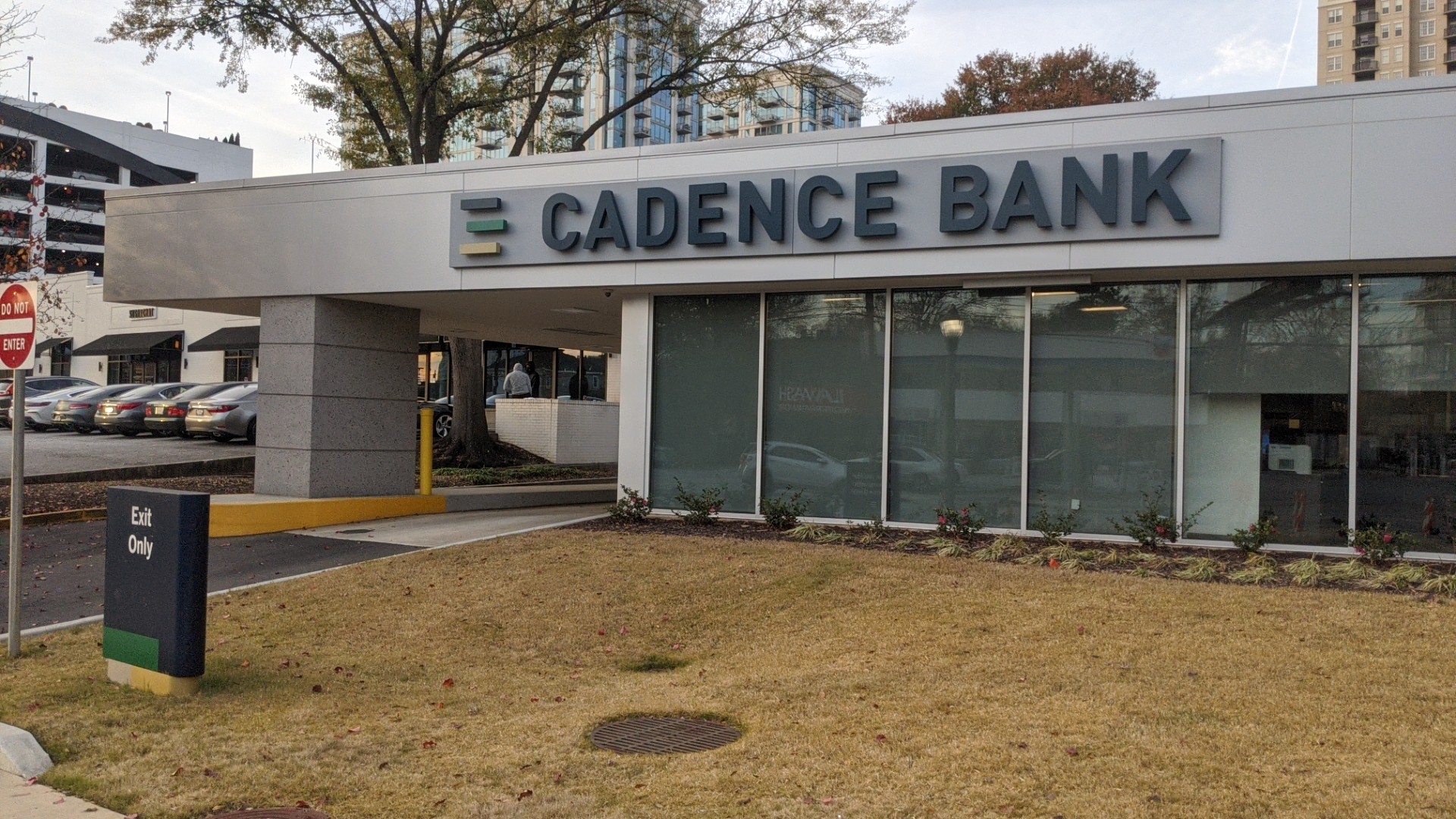 Cadence Bank 01