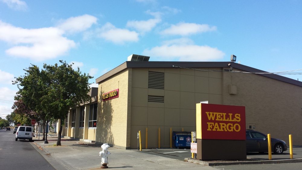 Wells Fargo Bank 01
