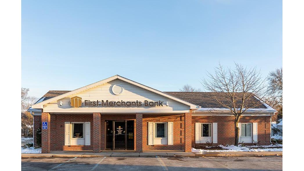 First Merchants Bank 01