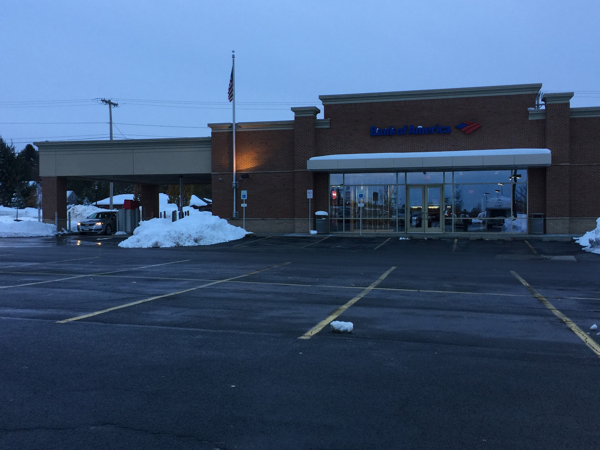 Bank of America (with Drive-thru ATM) 01
