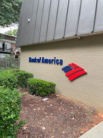 Bank of America (with Drive-thru services) 04
