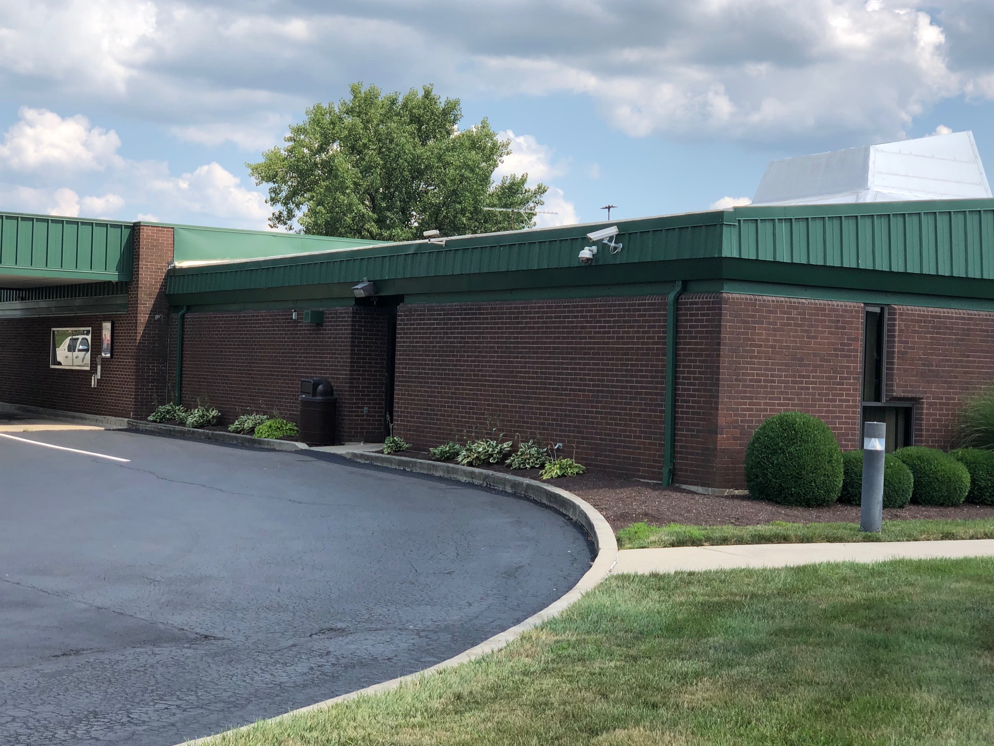 DayMet Credit Union 01