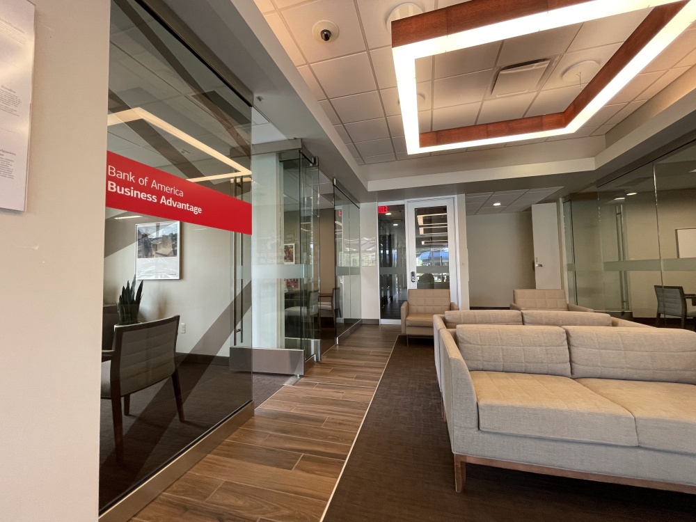 Bank of America (with Drive-thru ATM) 01