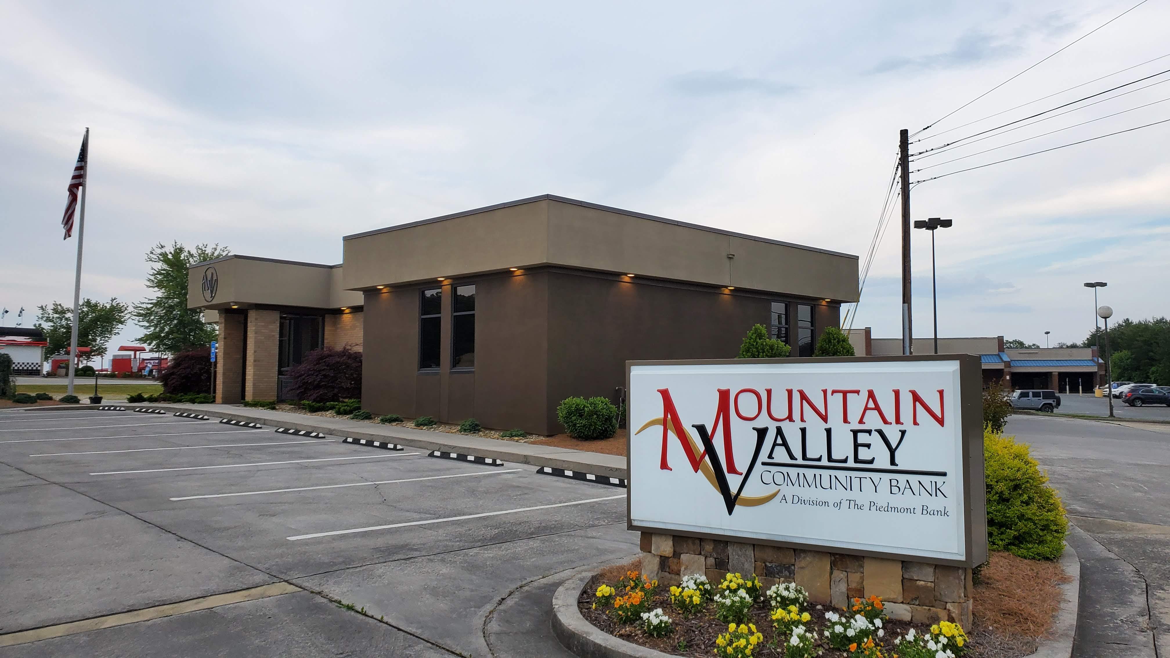 Mountain Valley Community Bank 01