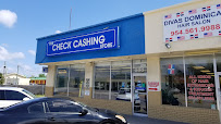 The Check Cashing Store 02