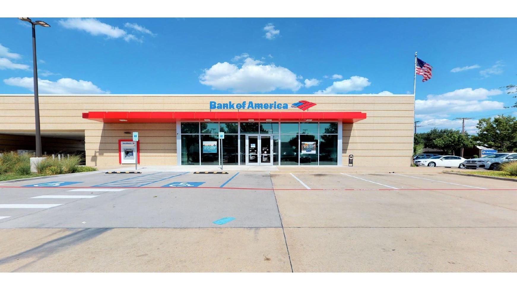 Bank of America (with Drive-thru ATM) 01