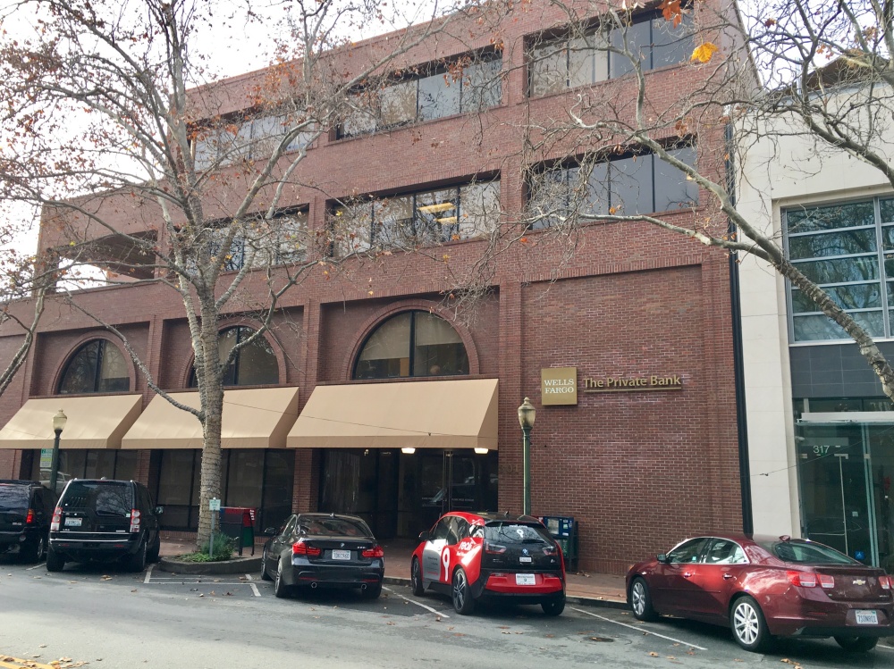 Wells Fargo Private Bank 01