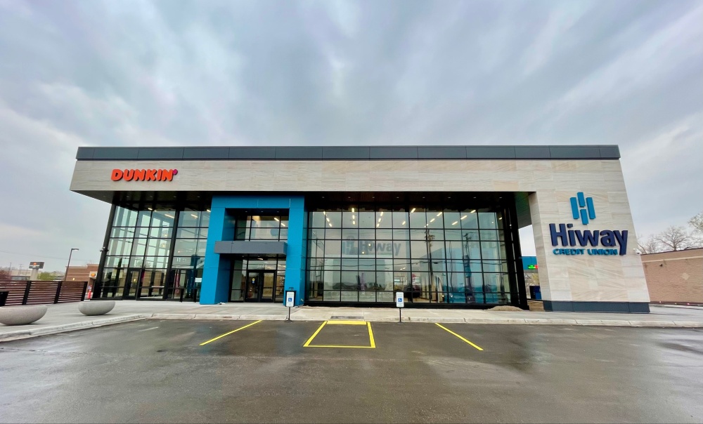 Hiway Credit Union - Roseville Branch 01