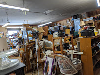 White Elephant 2nd Hand Store 02