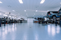 Park Place Motorcars Mercedes-Benz Arlington Service Center 03
